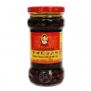 Lao Gan Ma Chilli Oil with Tofu - Chicken Flavour 280g
